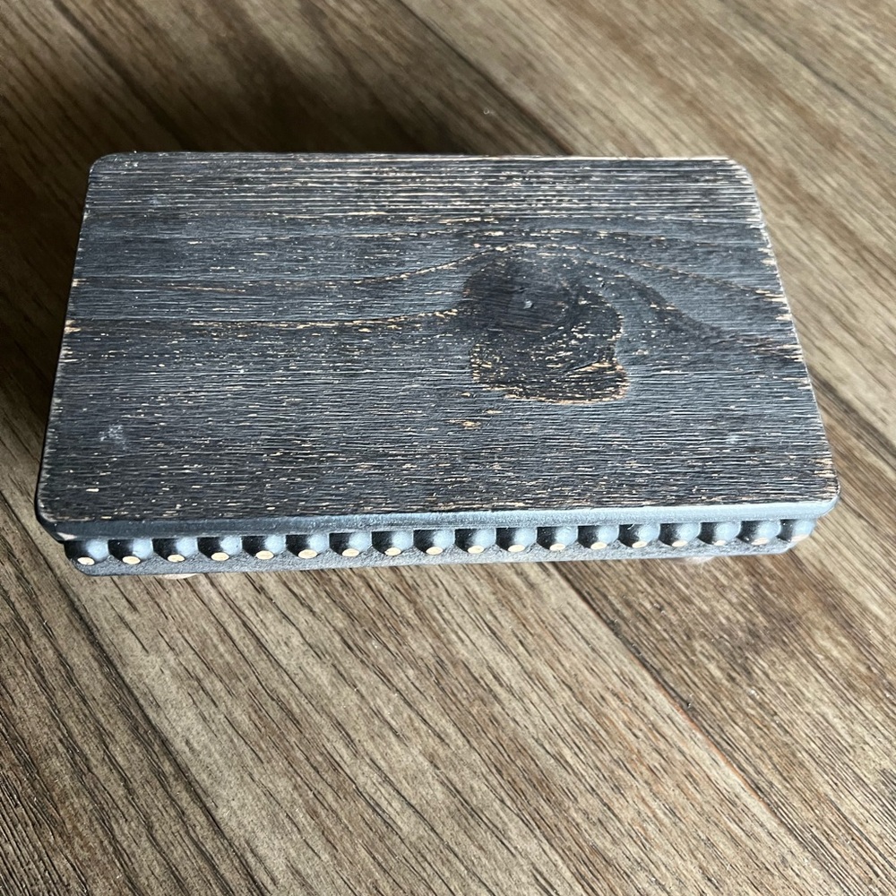 WOODEN STAND DECOR - Picture 10 of 11